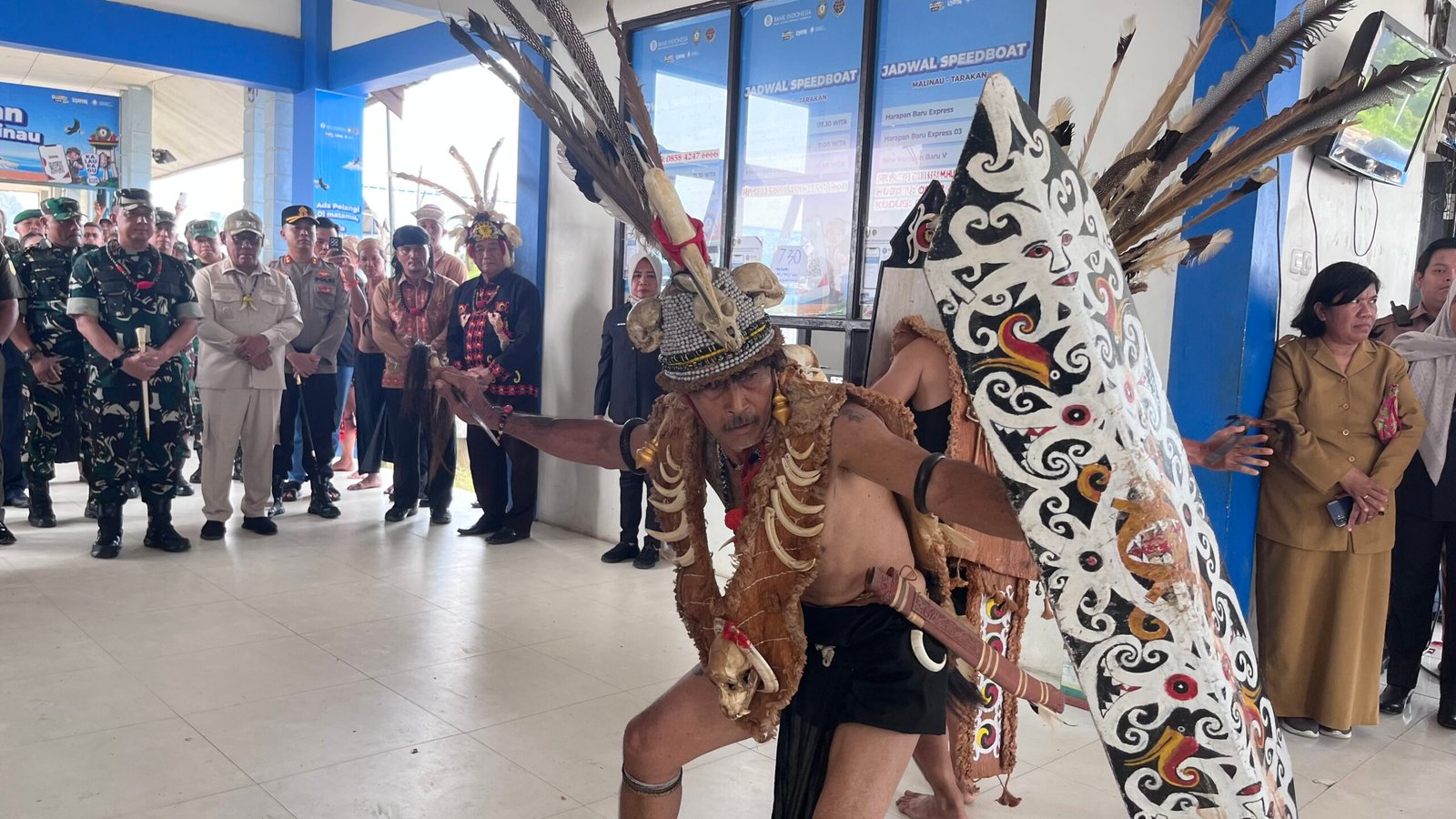 Kenali Tradisi Leeno’ Alin Waan Taman Raah Dayak Sa’ban